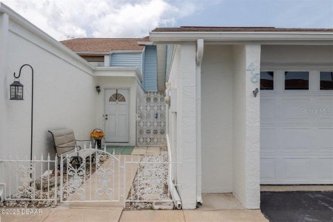 Touwnhouse à vendre à Ormond Beach, Floride: 2 chambres, 123.65 m2 № 1903788 - photo 4