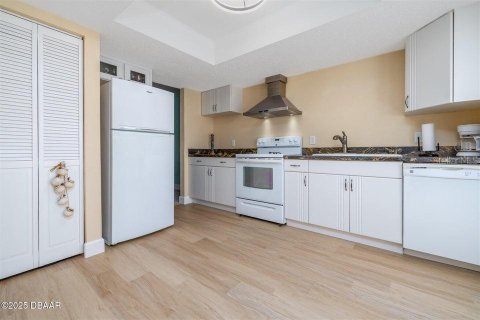 Touwnhouse à vendre à Ormond Beach, Floride: 2 chambres, 123.65 m2 № 1903788 - photo 11