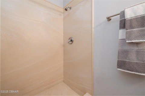 Touwnhouse à vendre à Ormond Beach, Floride: 2 chambres, 123.65 m2 № 1903788 - photo 17