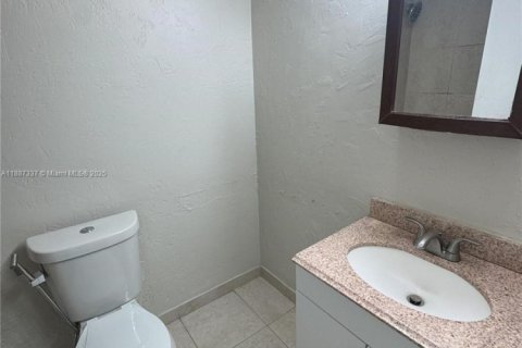 Condominio en alquiler en Plantation, Florida, 3 dormitorios, 150.87 m2 № 1933022 - foto 19