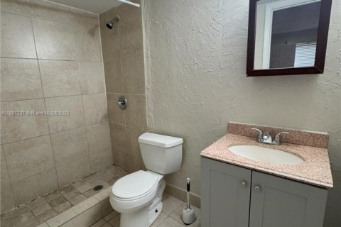 Condominio en alquiler en Plantation, Florida, 3 dormitorios, 150.87 m2 № 1933022 - foto 13