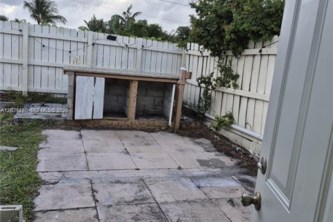 Villa ou maison à vendre à Fort Lauderdale, Floride: 4 chambres, 92.9 m2 № 2303977 - photo 14