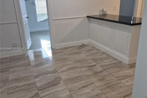 Villa ou maison à vendre à Fort Lauderdale, Floride: 4 chambres, 92.9 m2 № 2303977 - photo 4