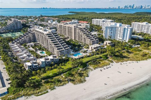 Copropriété à louer à Key Biscayne, Floride: 1 chambre, 108.97 m2 № 1991111 - photo 23