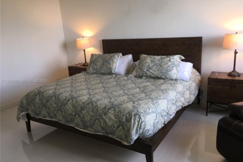 Снять в аренду кондоминиум в Ки-Бискейн, Флорида 1 спальня, 108.97м2, № 1991111 - фото 5