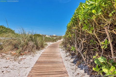 Copropriété à louer à Key Biscayne, Floride: 1 chambre, 108.97 m2 № 1991111 - photo 15