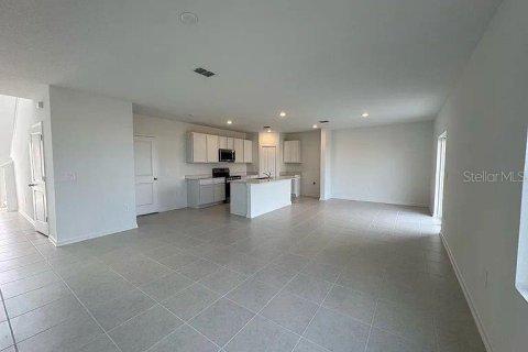 Casa en alquiler en Winter Haven, Florida, 4 dormitorios, 174.1 m2 № 1901377 - foto 5