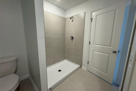 Casa en alquiler en Winter Haven, Florida, 4 dormitorios, 174.1 m2 № 1901377 - foto 16