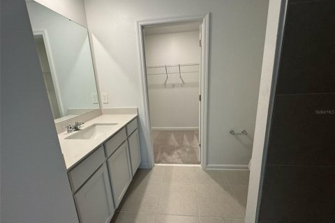 Casa en alquiler en Winter Haven, Florida, 4 dormitorios, 174.1 m2 № 1901377 - foto 11