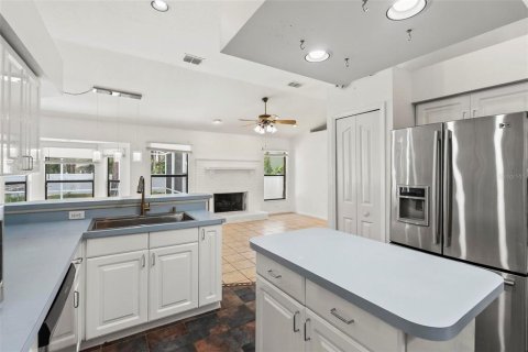House in Deltona, Florida 3 bedrooms, 159.42 sq.m. № 1830044 - photo 27