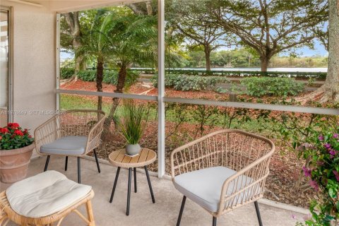 House in Homestead, Florida 3 bedrooms, 143.35 sq.m. № 2042191 - photo 8