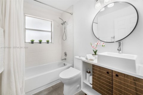 House in Homestead, Florida 3 bedrooms, 143.35 sq.m. № 2042191 - photo 14