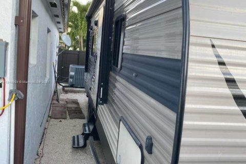 Appartement à louer à Homestead, Floride: 1 chambre, 143.53 m2 № 1973707 - photo 18