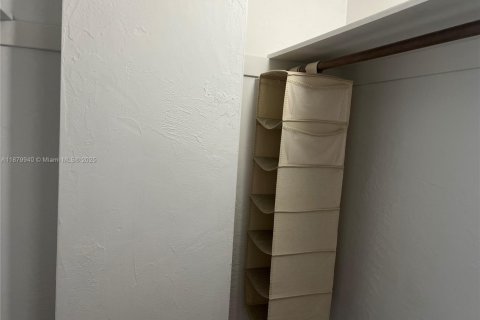 Снять в аренду кондоминиум в Санни-Айлс-Бич, Флорида 1 спальня, 92.9м2, № 1922004 - фото 17