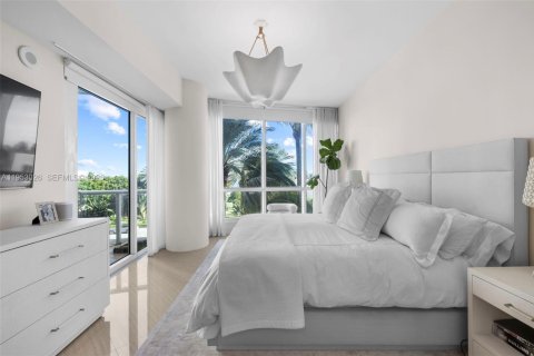 Купить кондоминиум в Майами-Бич, Флорида 2 спальни, 148.18м2, № 2007939 - фото 17