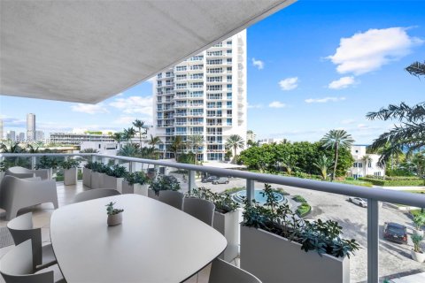 Купить кондоминиум в Майами-Бич, Флорида 2 спальни, 148.18м2, № 2007939 - фото 26