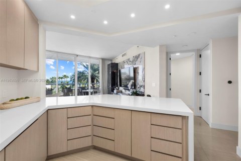 Купить кондоминиум в Майами-Бич, Флорида 2 спальни, 148.18м2, № 2007939 - фото 13