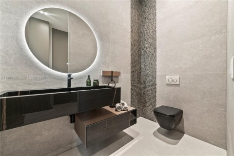 Снять в аренду виллу или дом в Халландейл-Бич, Флорида 6 спален, 888.15м2, № 2050958 - фото 15