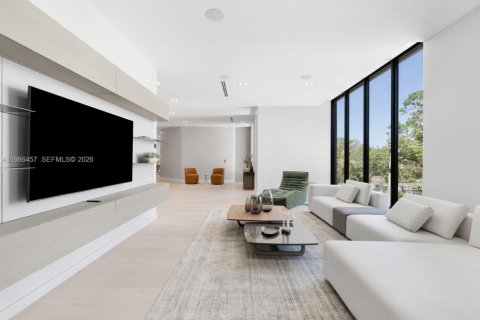 Снять в аренду виллу или дом в Халландейл-Бич, Флорида 6 спален, 888.15м2, № 2050958 - фото 27