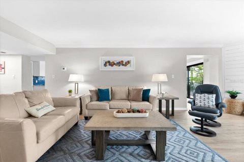 Condo in Sarasota, Florida, 2 bedrooms  № 1555005 - photo 27