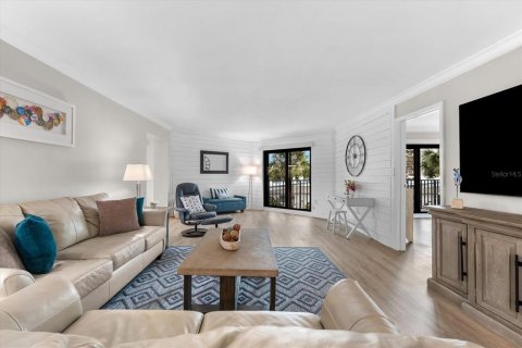 Condo in Sarasota, Florida, 2 bedrooms  № 1555005 - photo 2