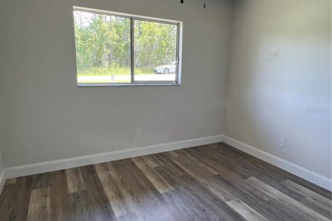 Casa en venta en Weeki Wachee, Florida, 2 dormitorios, 84.36 m2 № 1899115 - foto 8