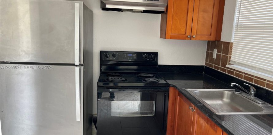 Condo in Plantation, Florida, 1 bedroom № 2264500