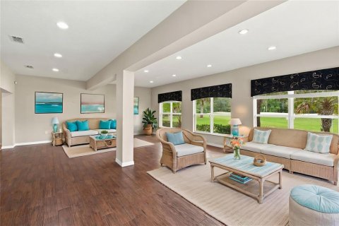 Villa ou maison à vendre à Poinciana, Floride: 3 chambres, 285.95 m2 № 2413405 - photo 8