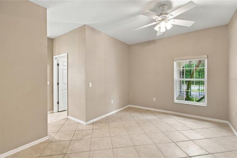 Villa ou maison à vendre à Poinciana, Floride: 3 chambres, 285.95 m2 № 2413405 - photo 16