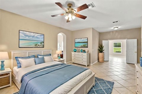 Villa ou maison à vendre à Poinciana, Floride: 3 chambres, 285.95 m2 № 2413405 - photo 26