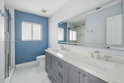 House in Marco Island, Florida 3 bedrooms № 2034257 - photo 26