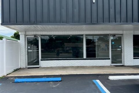 Immobilier commercial à louer à Lake City, Floride: 74.32 m2 № 906563 - photo 4