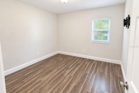 Casa en venta en Tampa, Florida, 3 dormitorios, 112.04 m2 № 2429276 - foto 19