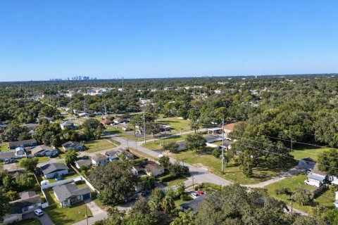 Casa en venta en Tampa, Florida, 3 dormitorios, 112.04 m2 № 2429276 - foto 28