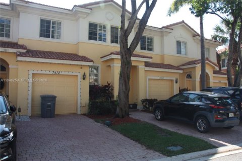 Touwnhouse à vendre à Boynton Beach, Floride: 3 chambres, 169.64 m2 № 2002741 - photo 2
