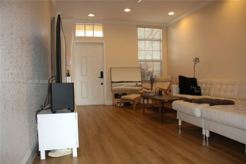 Touwnhouse à vendre à Boynton Beach, Floride: 3 chambres, 169.64 m2 № 2002741 - photo 3