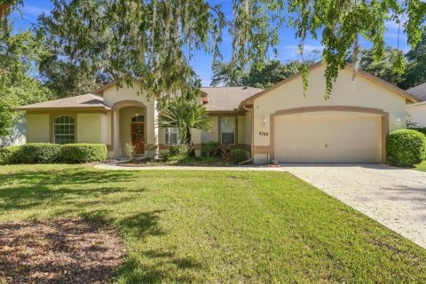 Villa ou maison à Dunnellon, Floride 3 chambres, 190.17 m2 № 2424062