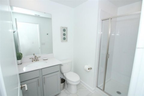 Townhouse in Davenport, Florida 5 bedrooms, 201.41 sq.m. № 1777008 - photo 24