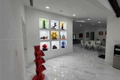 House in Plantation, Florida 4 bedrooms № 2033037 - photo 25