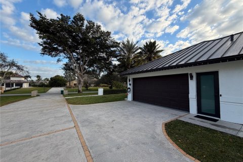 House in Plantation, Florida 4 bedrooms № 2033037 - photo 20