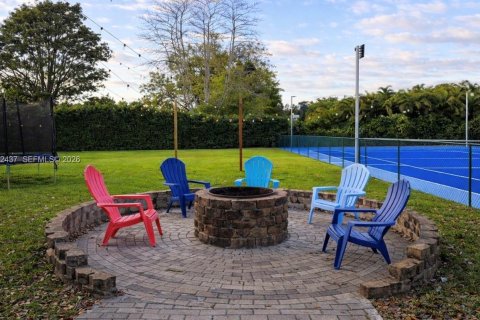 House in Plantation, Florida 4 bedrooms № 2033037