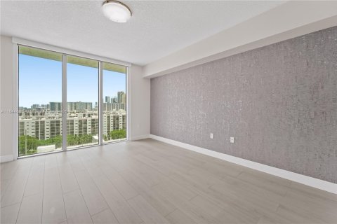 Condominio en venta en Sunny Isles Beach, Florida, 3 dormitorios, 175.77 m2 № 1840713 - foto 28