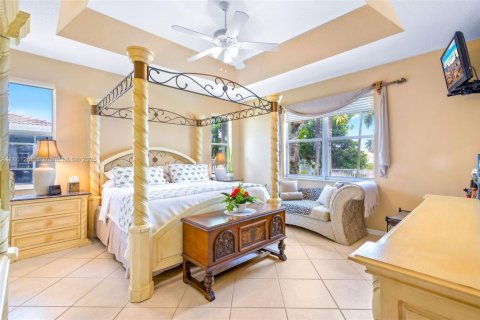 Casa en venta en Pembroke Pines, Florida, 4 dormitorios, 227.05 m2 № 1715276 - foto 10