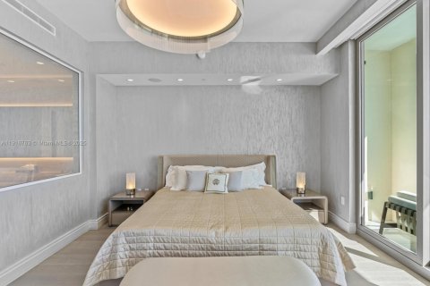 Condo in Sunny Isles Beach, Florida, 4 bedrooms  № 1973552 - photo 20