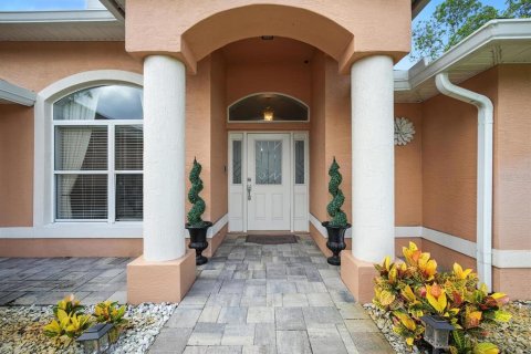 Casa en venta en Palm Coast, Florida, 3 dormitorios, 181.62 m2 № 1846770 - foto 2