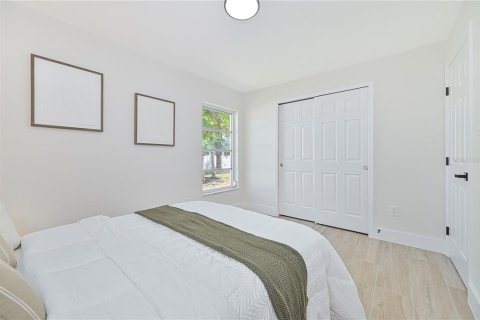 House in Port Charlotte, Florida 3 bedrooms, 151.8 sq.m. № 1837672 - photo 28