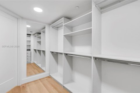 Снять в аренду квартиру в Майами, Флорида 2 спальни, 130.43м2, № 2041335 - фото 25