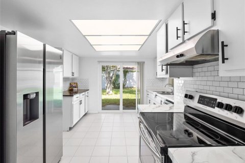 Villa ou maison à vendre à Melbourne, Floride: 3 chambres, 131.64 m2 № 2306192 - photo 7
