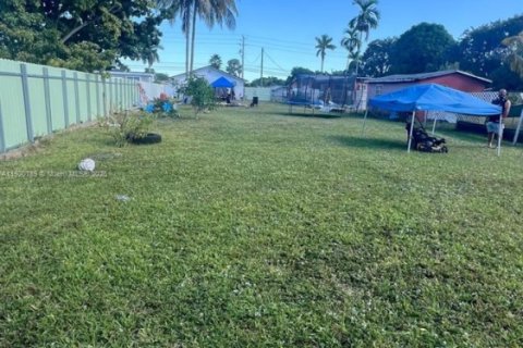 Купить виллу или дом в Майами-Гарденс, Флорида 3 спальни, 172.8м2, № 1974931 - фото 8