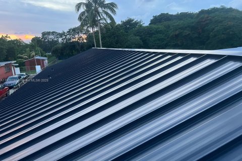 Купить виллу или дом в Майами-Гарденс, Флорида 3 спальни, 172.8м2, № 1974931 - фото 4